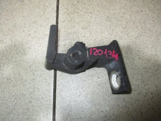 Петля двери Volkswagen Polo 5