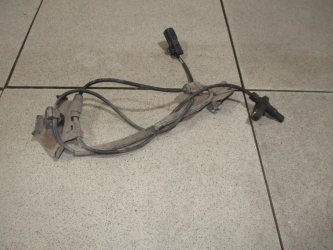 Датчик ABS передний левый Toyota Corolla E150