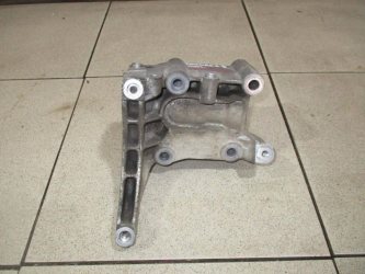 Кронштейн кондиционера Volkswagen Touareg 2 FL, NF