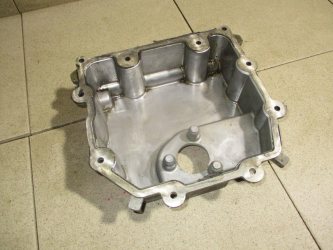 Поддон масляный двигателя Land Rover Range Rover 4 L405