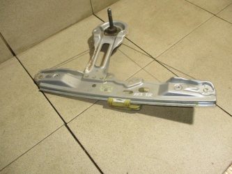Стеклоподъемник механический задний правый Ford Focus 3