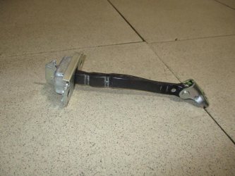 Ограничитель двери Toyota RAV4 XA50