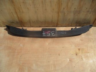 Наполнитель переднего бампера Toyota Land Cruiser J200