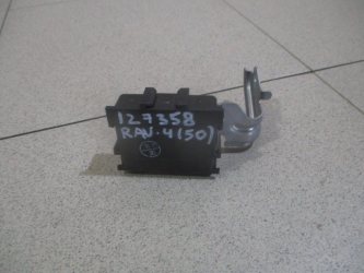 Блок электронный Toyota RAV4 XA50