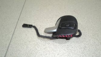 Кнопка в руль Jeep Grand Cherokee WK2