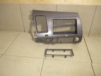Рамка магнитолы Honda Civic 4D FD
