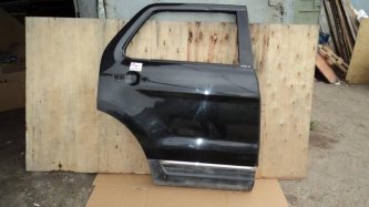 Дверь задняя правая Ford Explorer U502