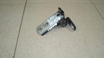 Петля двери передней Mitsubishi Lancer 10 CY