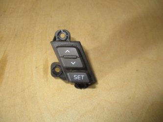 Кнопка многофункциональная Kia Ceed 2 JD