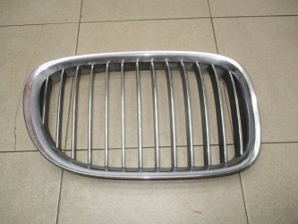 Решетка радиатора правая BMW 7-Series F01, F02, F03, F04