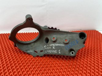 Кронштейн Porsche Cayenne 1 955, 957