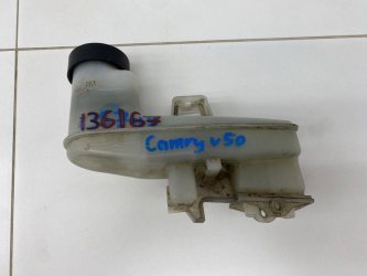 Бачок главного тормозного цилиндра Toyota Camry XV50