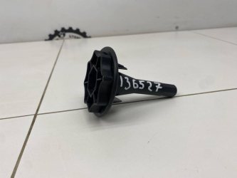 Болт крепления запасного колеса Renault Logan Stepway 2 L52