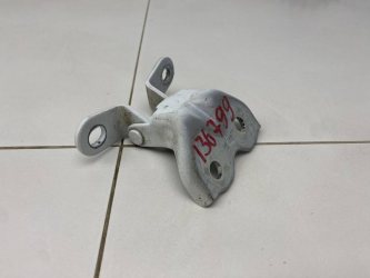 Петля двери передней правой нижняя Kia RIO 4 FB