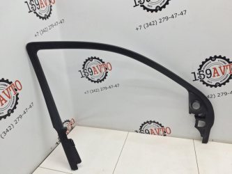 Накладка двери передней левой Dodge Durango WD