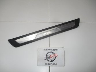 Накладка порога внутренняя Dodge Durango WD