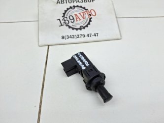 Датчик включения стопсигнала Dodge Durango WD