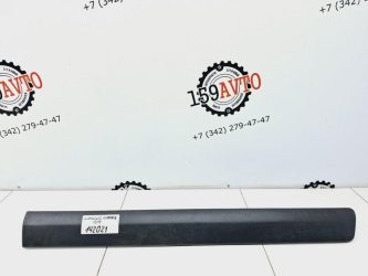 Молдинг передней правой двери Лада Ларгус Кросс R90