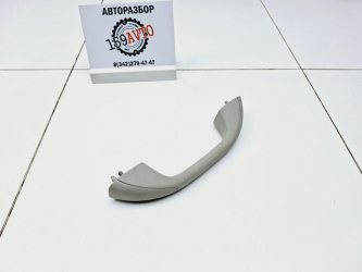 Ручка потолочная Nissan Terrano D10