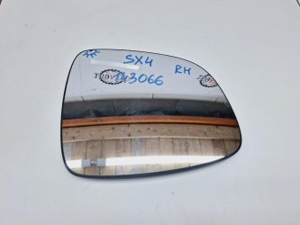 Зеркальный элемент правый Suzuki SX4