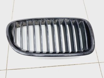 Решетка радиатора правая BMW 5-Series F10, F11, F18, F07