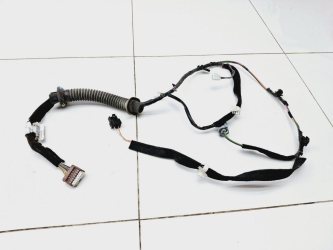 Проводка двери Лада Ларгус R90