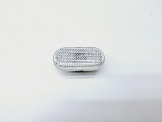 Повторитель на крыло Лада Ларгус R90
