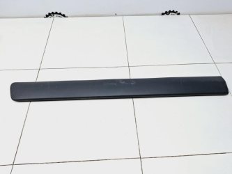 Молдинг передней левой двери Лада Ларгус R90