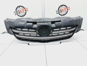 Решетка радиатора Toyota Corolla E150