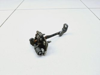 Ограничитель двери Renault Sandero 1 BS