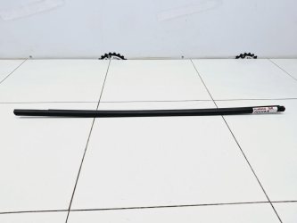Накладка стекла переднего правого Renault Fluence