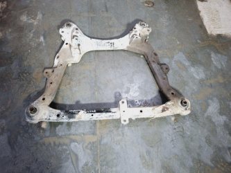 Подрамник Toyota Highlander 2 XU40