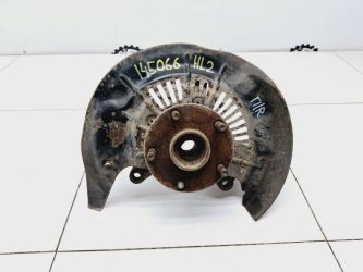 Кулак поворотный передний правый Toyota Highlander 2 XU40