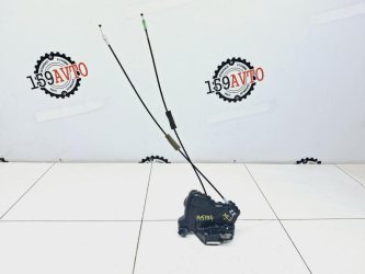 Замок двери передней правой Toyota Highlander 2 XU40