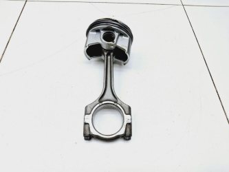 Поршень с шатуном Honda CR-V 2 RD