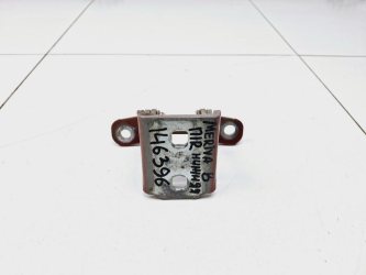 Петля двери передней правой нижняя Opel Meriva B