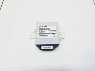 Блок электронный Nissan Terrano D10