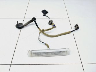 Стоп-сигнал Toyota Highlander 2 XU40
