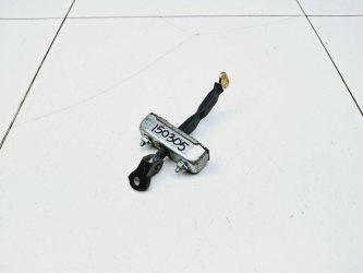 Ограничитель двери Toyota Corolla E120