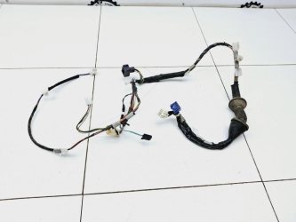 Проводка двери Toyota Corolla E120