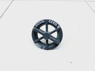 Болт крепления запасного колеса Kia Ceed 2 JD