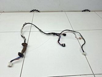 Проводка двери Toyota Hilux 7 AN10, AN20, AN30