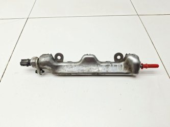 Рейка топливная Toyota Land Cruiser J300