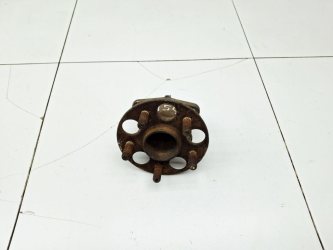 Ступица задняя Toyota Corolla E150