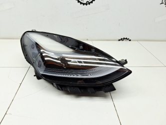 Фара правая Tesla Model 3