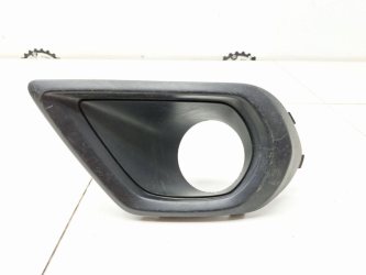 Рамка противотуманой фары левой Subaru Forester S13, SJ
