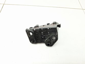 Кронштейн заднего бампера правый Subaru Forester S13, SJ