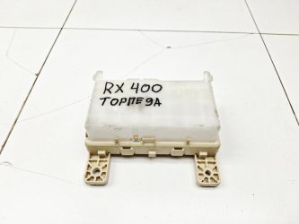 Блок предохранителей Lexus RX400h XU30