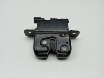 Замок багажника Renault Duster 1