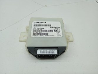 Блок электронный Renault Duster 1